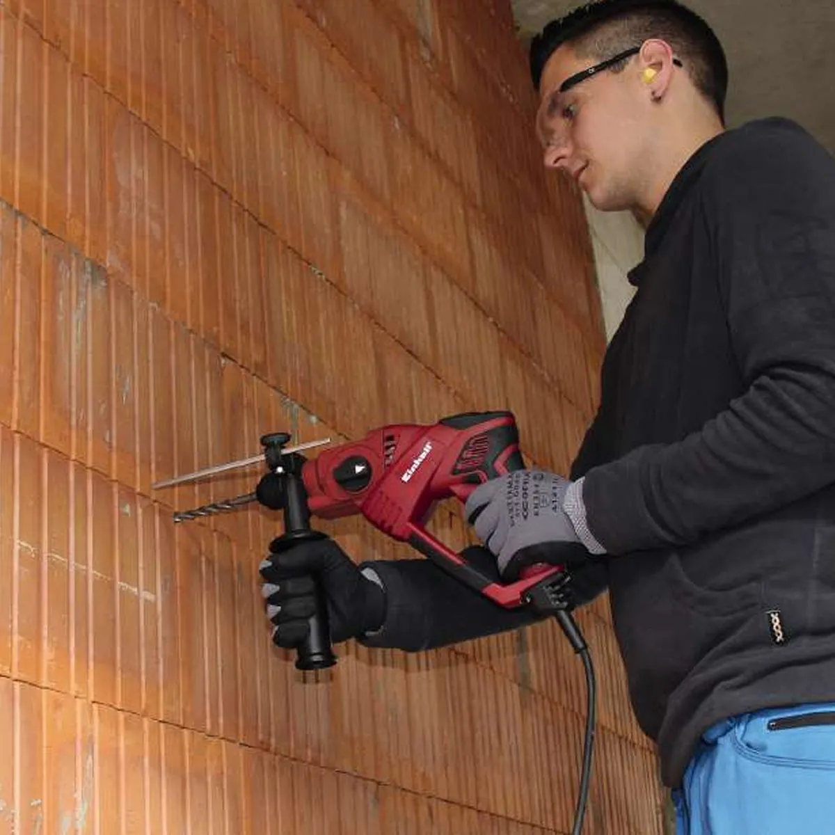 Corded Rotary Hammer Drill (2 KG) [TC-RH 800 E] - Pneumatic hammer mechanism