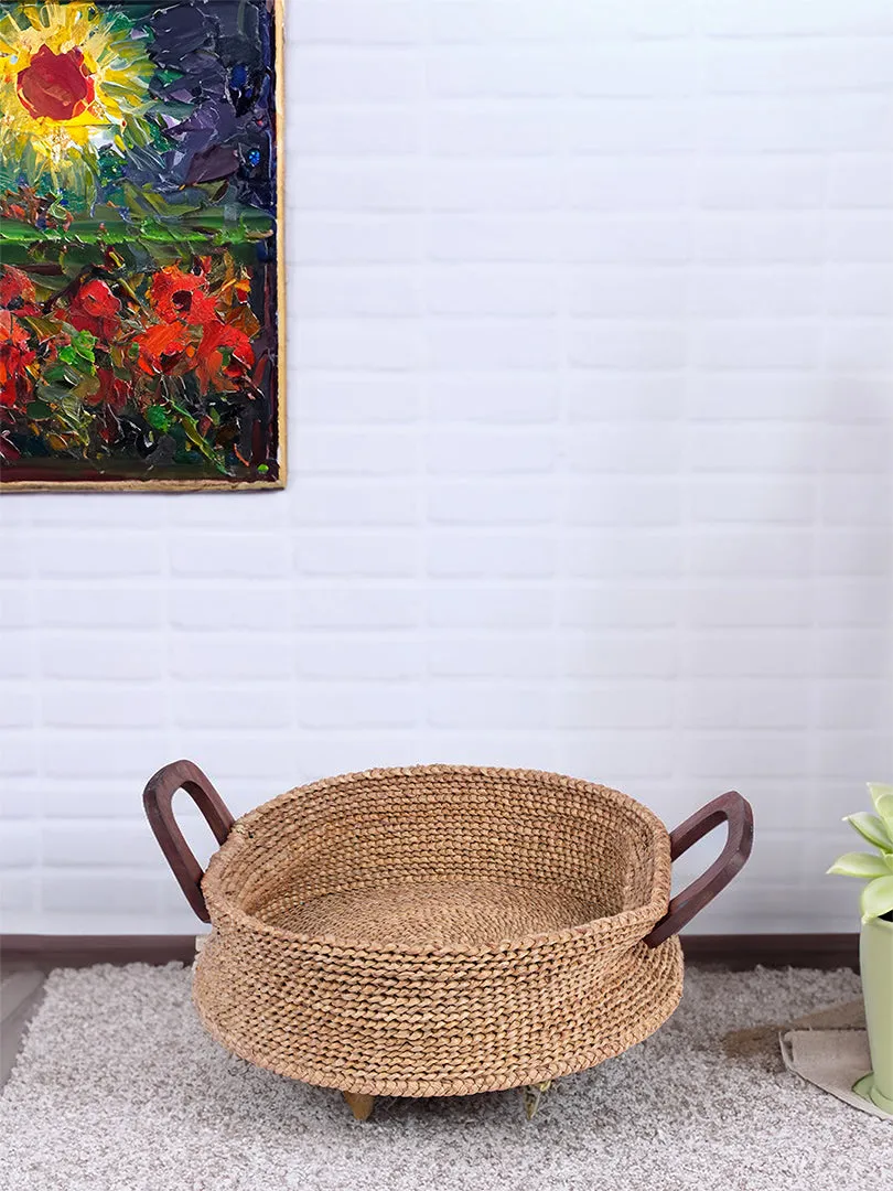 Hoglapata Round Tray with wooden handle Natural