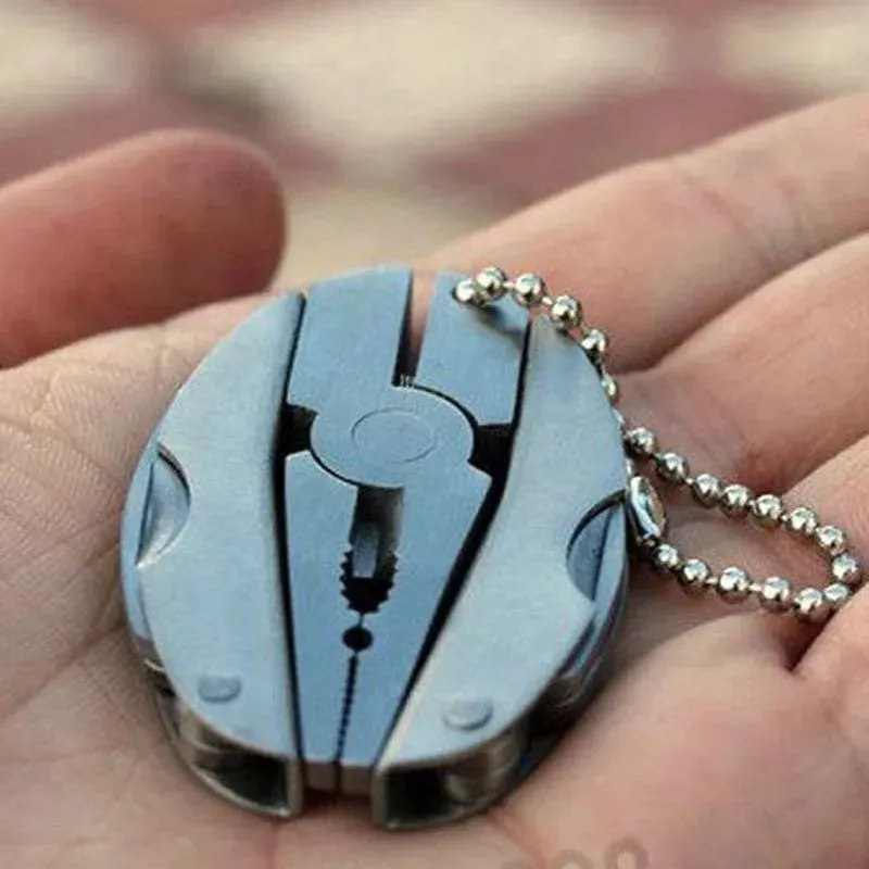 Portable Powerful Plier Multifunction Tools Keychain
